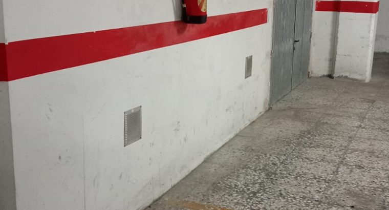 Se Vende trastero amplio
